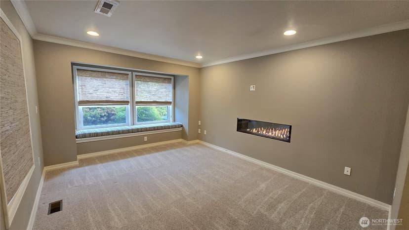Property photo for 609 13th Avenue W, Kirkland photo 14