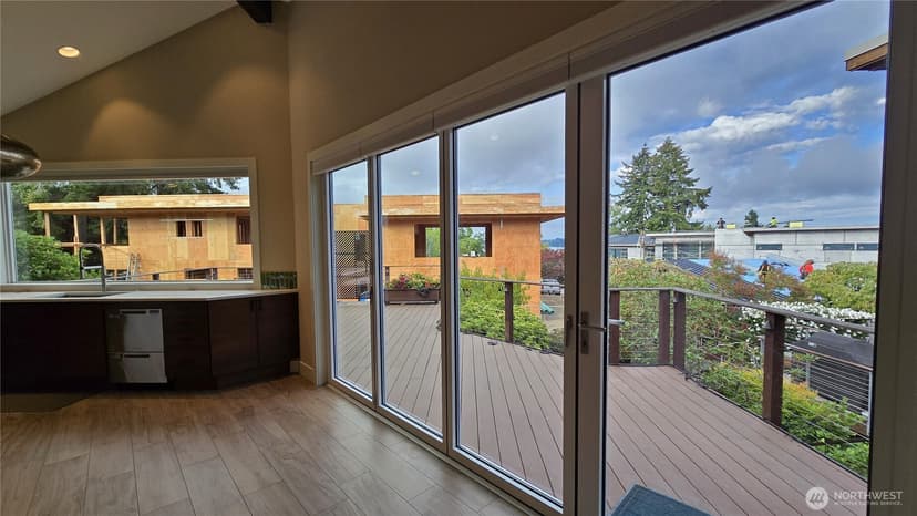 Property photo for 609 13th Avenue W, Kirkland photo 3