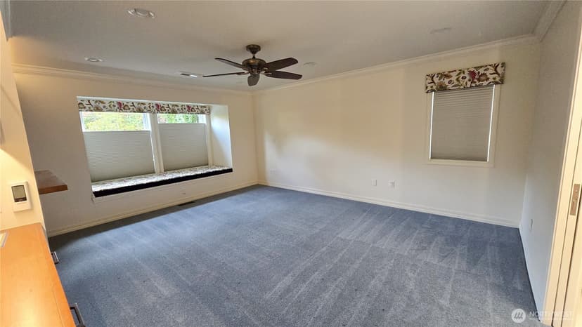 Property photo for 609 13th Avenue W, Kirkland photo 18