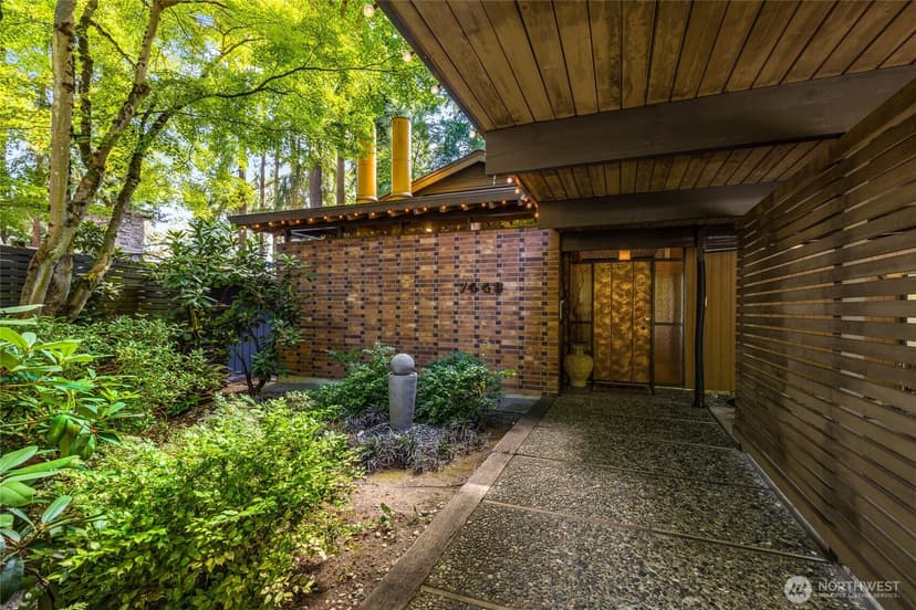 Property photo for 7443 NE 123rd Place, Kirkland photo 28