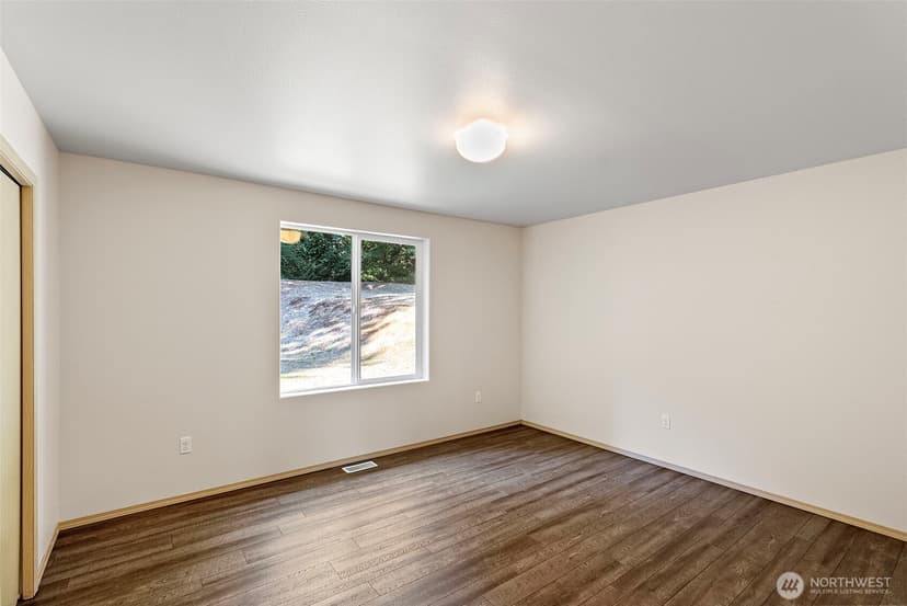 Property photo for 4959 Long Lake Road SE, Port Orchard photo 25