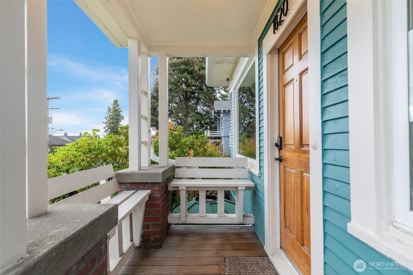 Property photo for 1820 S Weller Street, Seattle photo 2