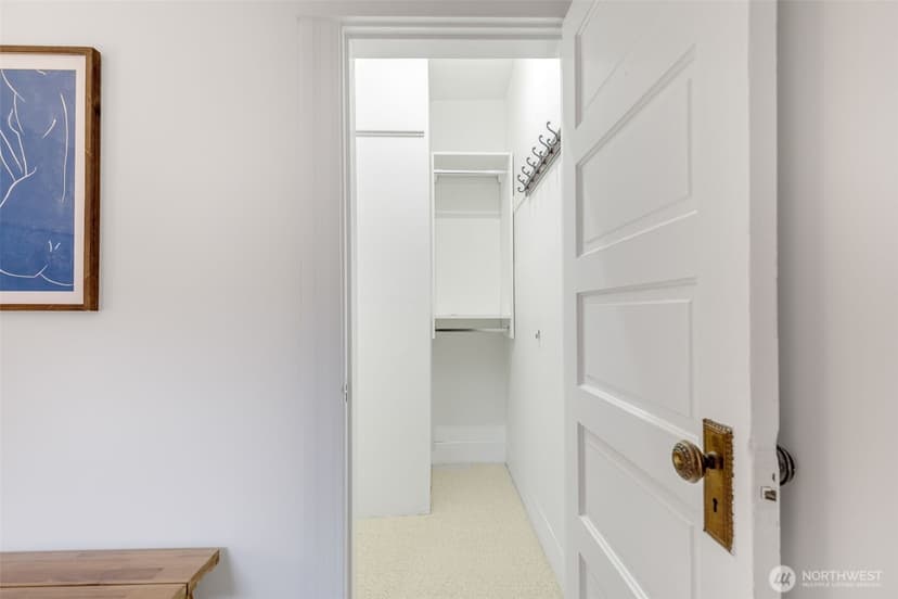 Property photo for 1820 S Weller Street, Seattle photo 17