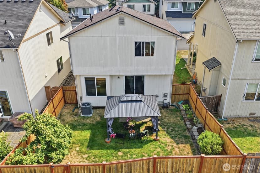 Property photo for 18512 98th Avenue E, Puyallup photo 17