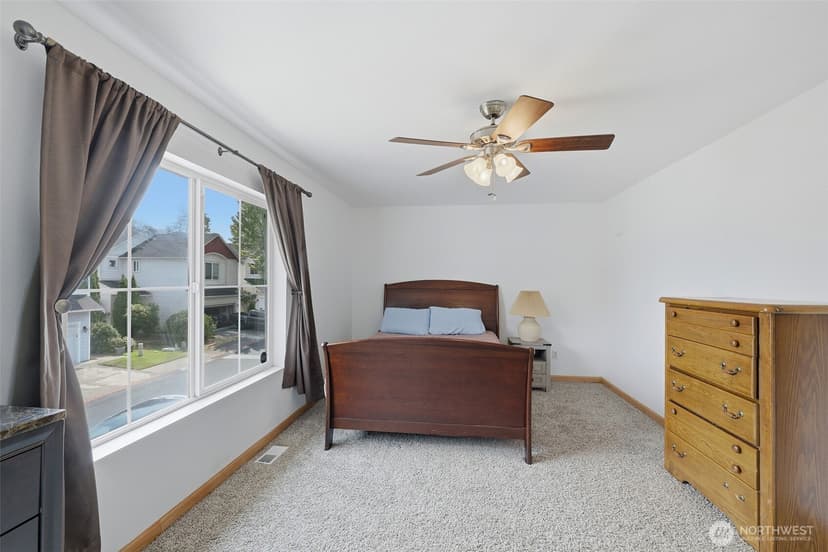Property photo for 18512 98th Avenue E, Puyallup photo 9