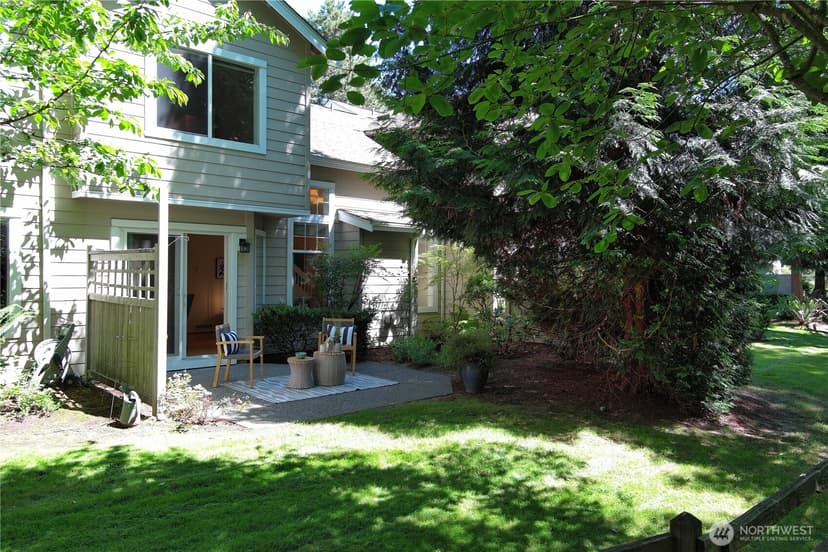 Property photo for 575 Elma Avenue NE, Renton photo 32