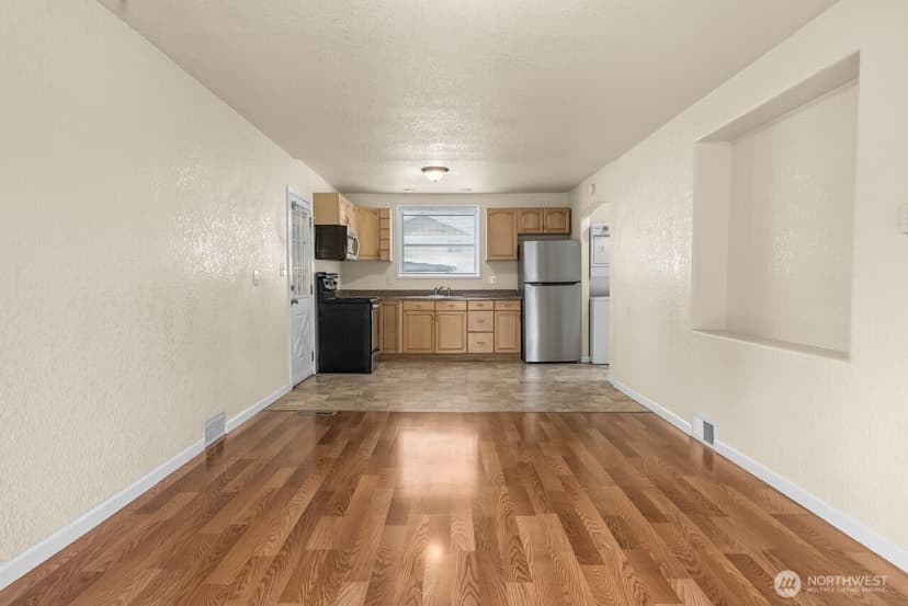 Property photo for 821 E 60th Street, Tacoma photo 33