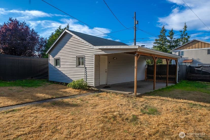 Property photo for 821 E 60th Street, Tacoma photo 8