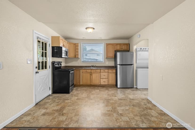 Property photo for 821 E 60th Street, Tacoma photo 23