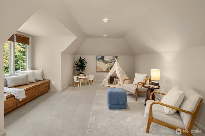 Property photo for 22008 NE 66th Place, Redmond photo 30