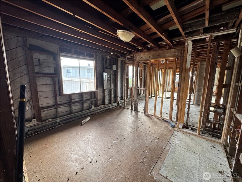 Property photo for 4525 127th Avenue E, Edgewood photo 11