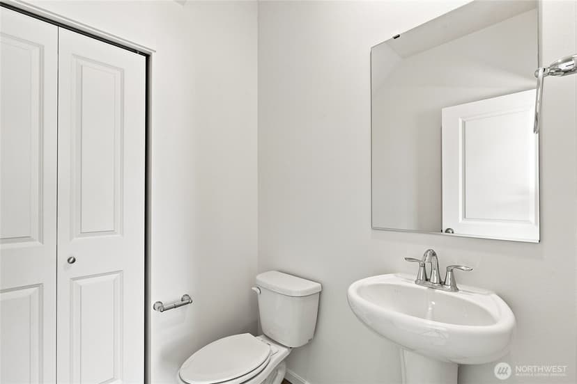 Property photo for 1216 Tacoma Court NE #1, Renton photo 9