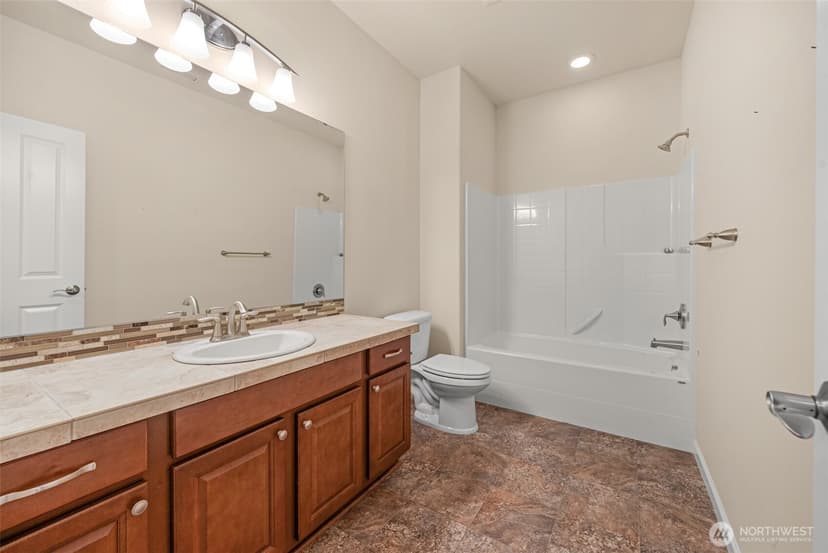 Property photo for 15705 99th Drive NE, Arlington photo 29
