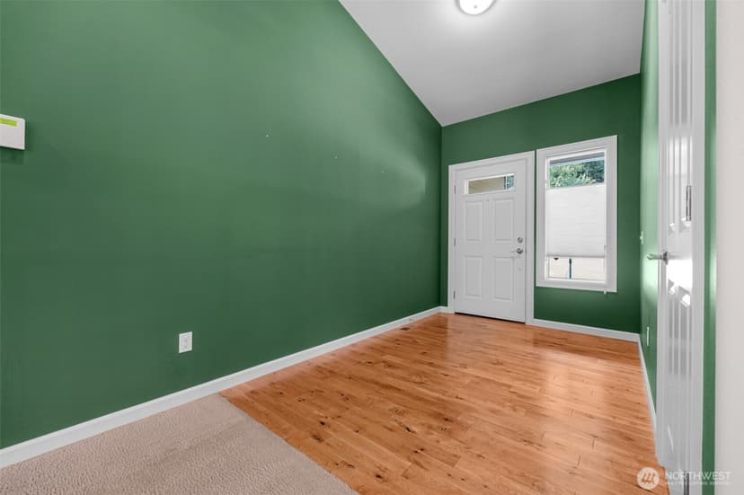 Property photo for 15705 99th Drive NE, Arlington photo 4