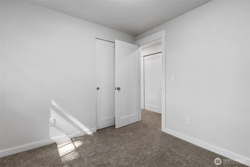 Property photo for 21858 SE 266th Street, Maple Valley photo 18