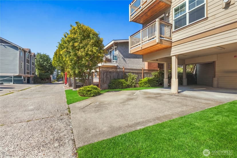 Property photo for 2433 NW 59th Street #301, Seattle photo 31