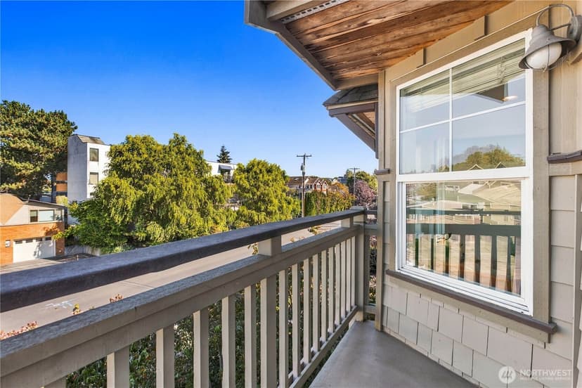 Property photo for 2433 NW 59th Street #301, Seattle photo 23