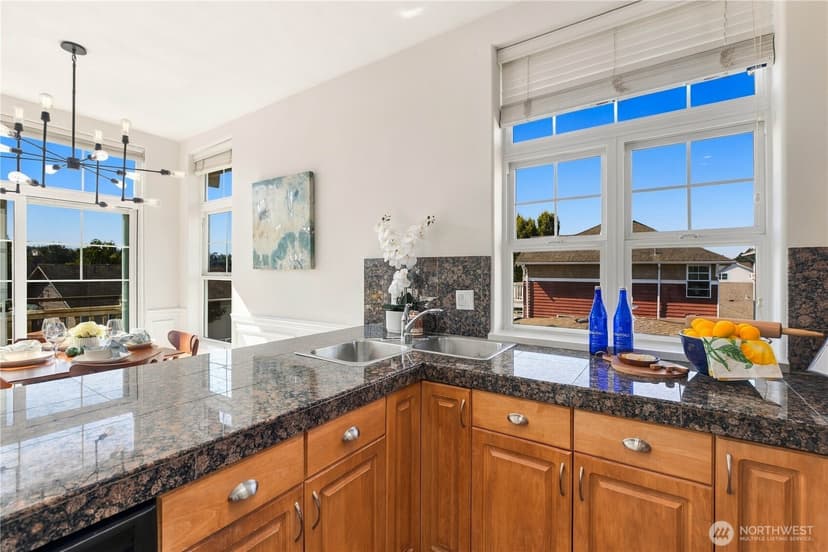 Property photo for 2433 NW 59th Street #301, Seattle photo 15