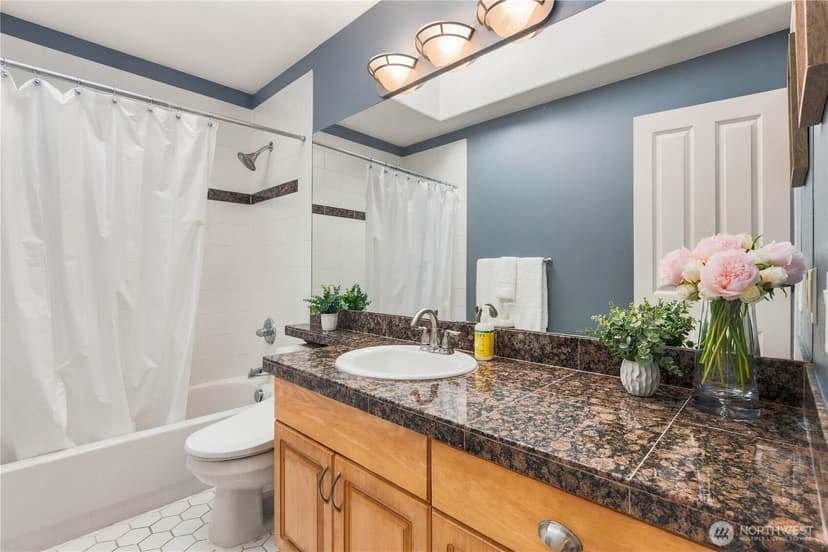 Property photo for 2433 NW 59th Street #301, Seattle photo 28
