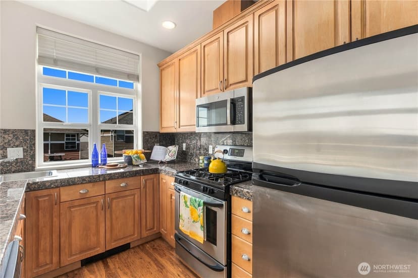 Property photo for 2433 NW 59th Street #301, Seattle photo 17