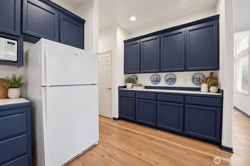 Property photo for 11627 E Oakmont Drive, Mukilteo photo 11