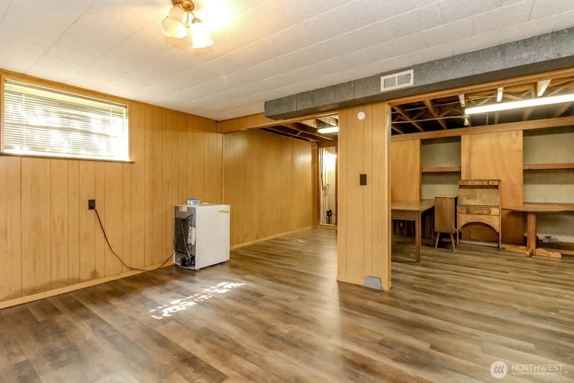Property photo for 7043 Tacoma Avenue S, Tacoma photo 24