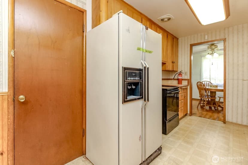 Property photo for 7043 Tacoma Avenue S, Tacoma photo 9