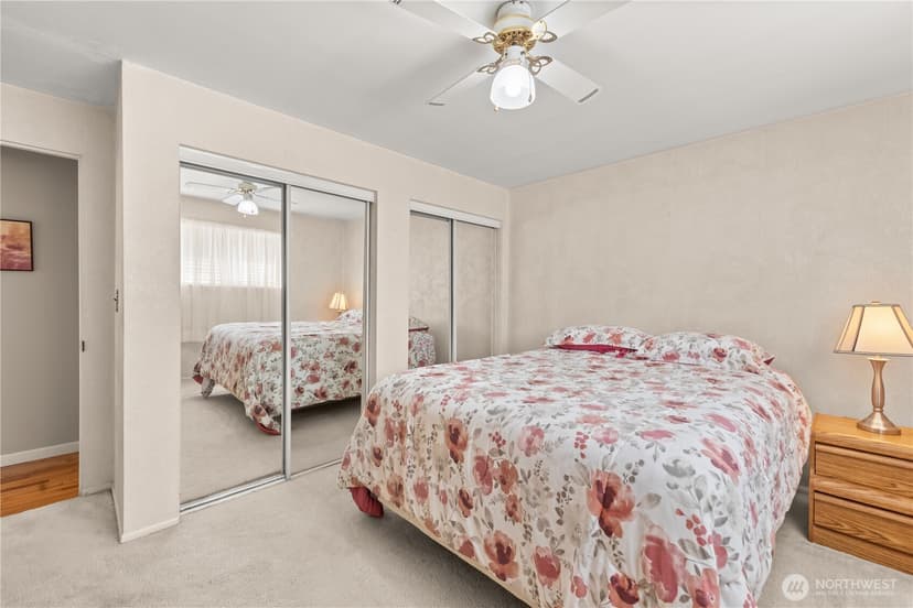Property photo for 18521 36th Place NE, Lake Forest Park photo 15