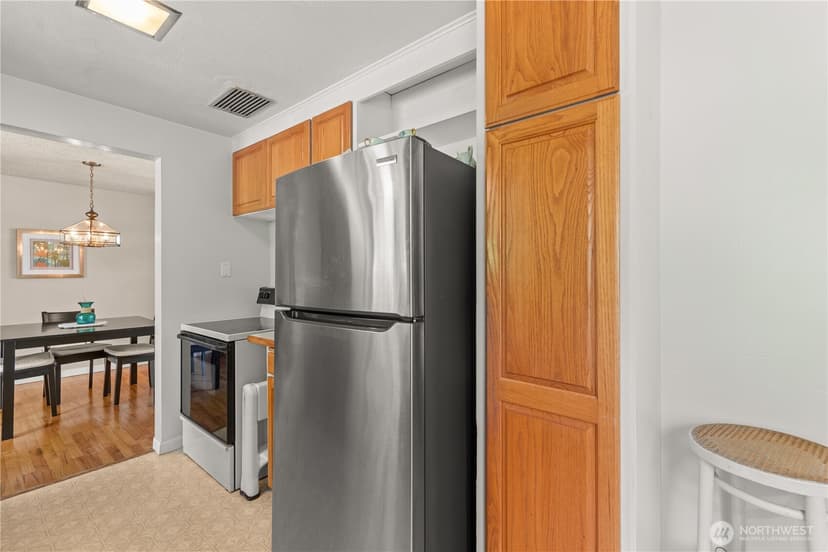 Property photo for 18521 36th Place NE, Lake Forest Park photo 20
