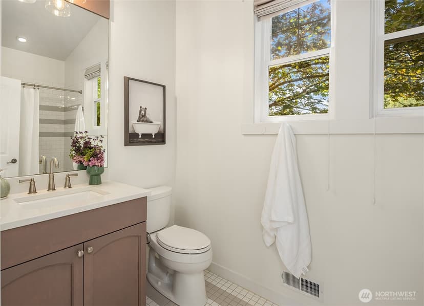 Property photo for 9407 NE 128th Street, Kirkland photo 23