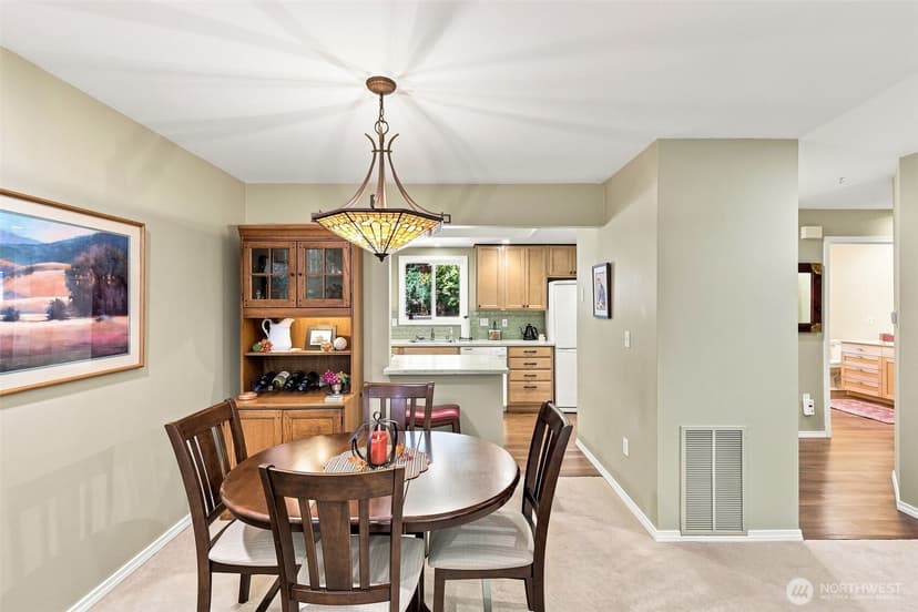 Property photo for 3975 Providence Point Drive SE #2140, Issaquah photo 9
