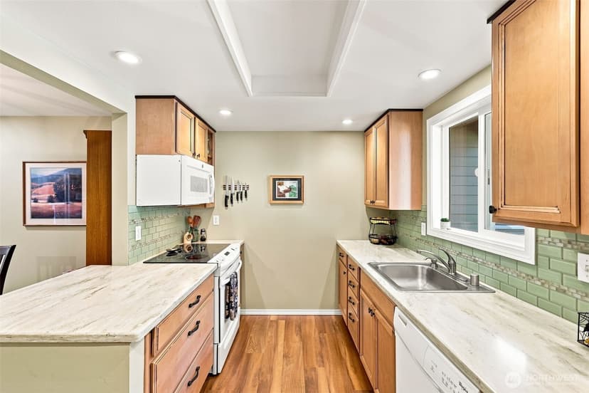 Property photo for 3975 Providence Point Drive SE #2140, Issaquah photo 12