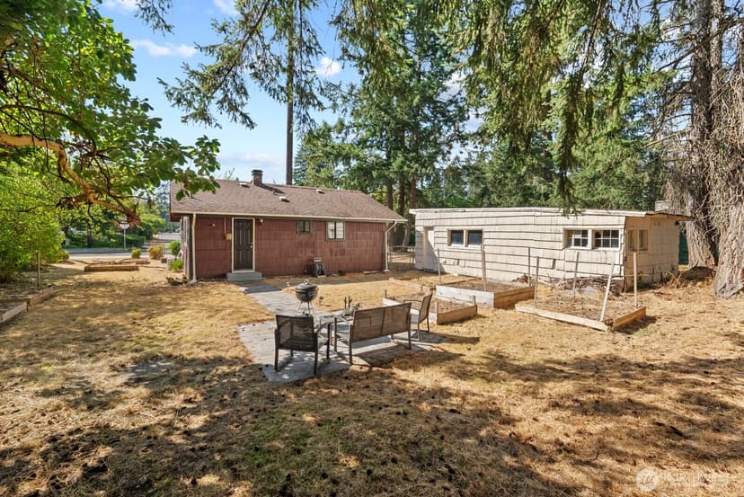 Property photo for 9701 Hipkins Road SW, Lakewood photo 17