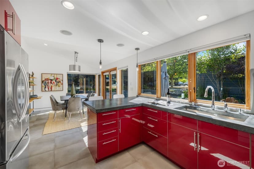 Property photo for 5623 NE 59th Street, Seattle photo 12