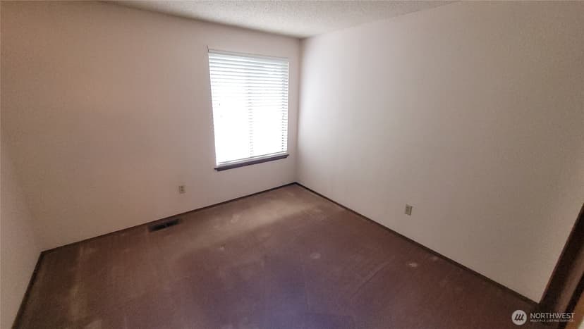 Property photo for 17912 81st Street E, Bonney Lake photo 10