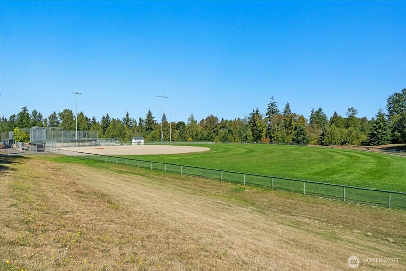 Property photo for 14007 69th Drive SE #U4, Snohomish photo 25