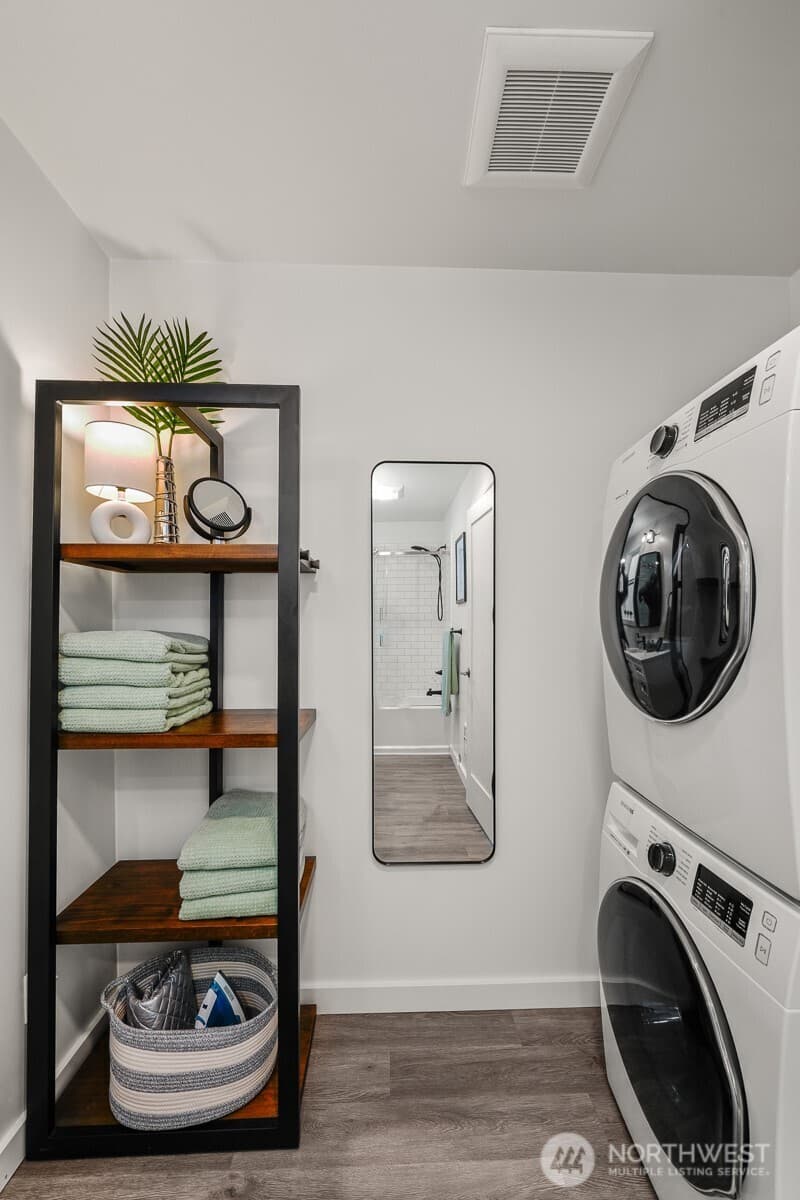 Property photo for 3105 SW Elmgrove Street, Seattle photo 12