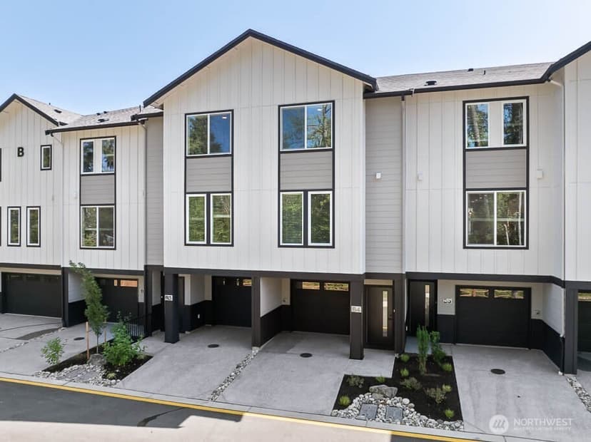 Property photo for 16202 Manor Way #D2, Lynnwood
