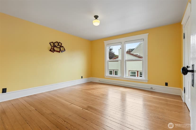Property photo for 1921 44th Avenue SW, Seattle photo 19