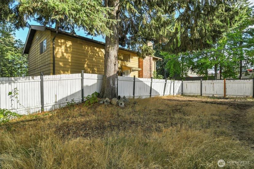 Property photo for 1216 N 103rd Street, Seattle photo 20
