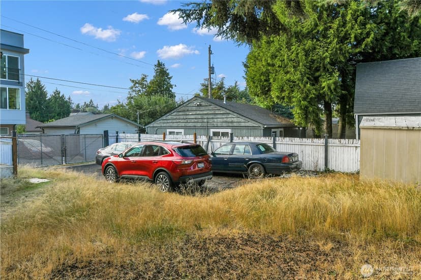 Property photo for 1216 N 103rd Street, Seattle photo 24