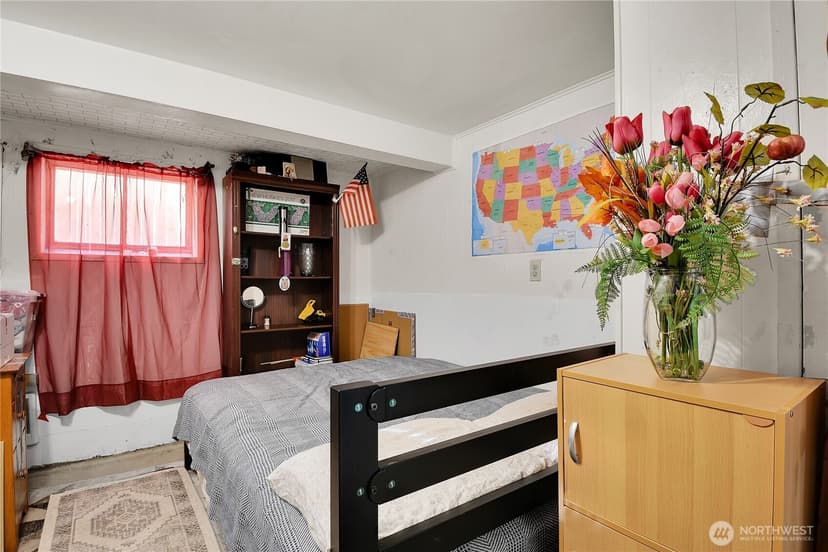 Property photo for 1216 N 103rd Street, Seattle photo 17