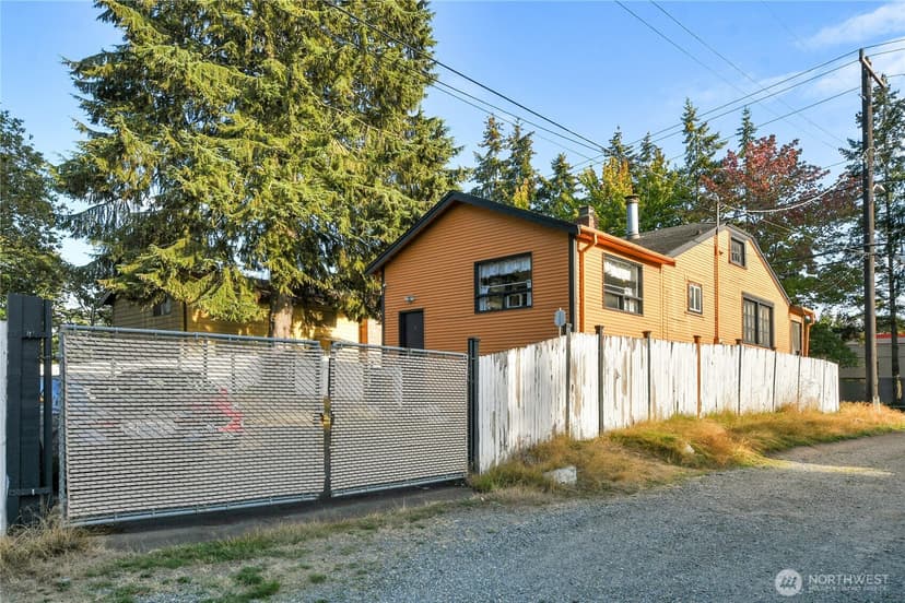 Property photo for 1216 N 103rd Street, Seattle photo 23
