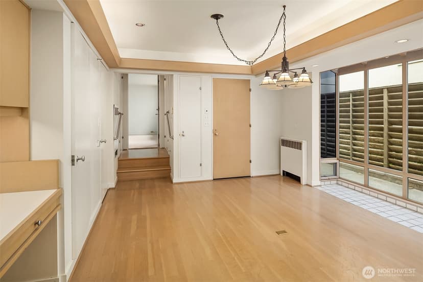Property photo for 2222 Waverly Way E, Seattle photo 18