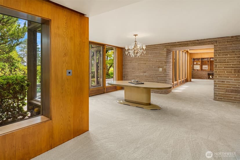 Property photo for 2222 Waverly Way E, Seattle photo 13