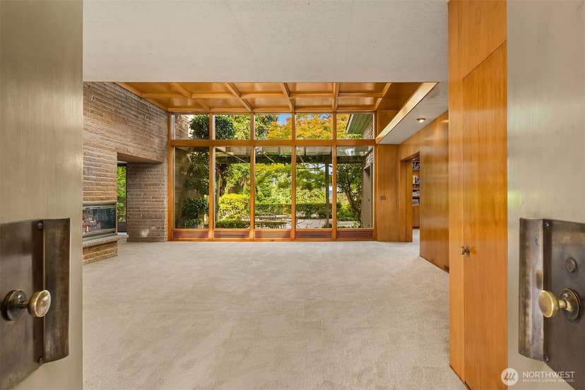 Property photo for 2222 Waverly Way E, Seattle photo 16