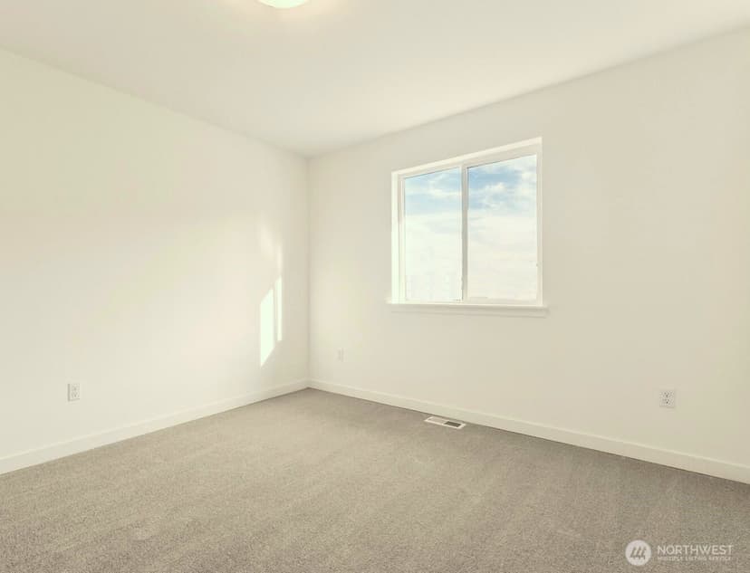 Property photo for 5961 Thornhill Avenue SW, Port Orchard photo 27