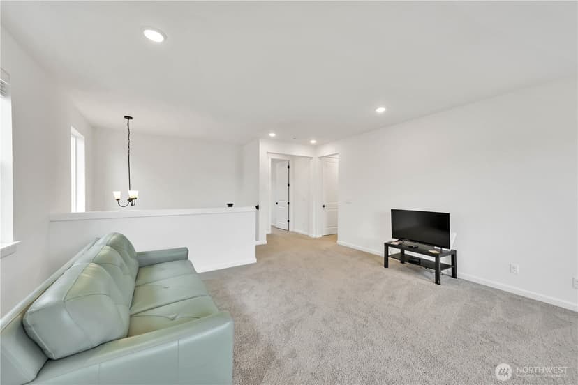 Property photo for 5961 Thornhill Avenue SW, Port Orchard photo 25