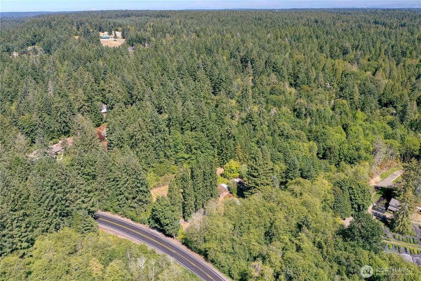 Property photo for 6015 Whitmore Drive NW, Gig Harbor photo 4