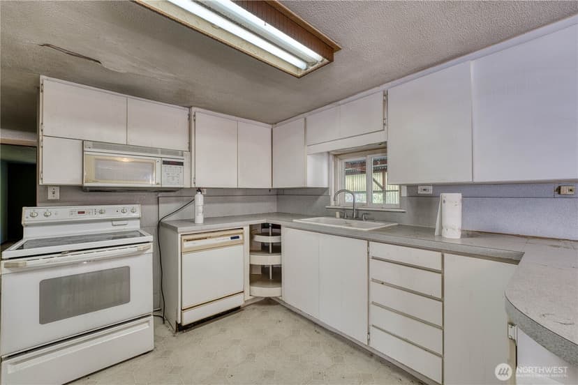 Property photo for 6015 Whitmore Drive NW, Gig Harbor photo 14